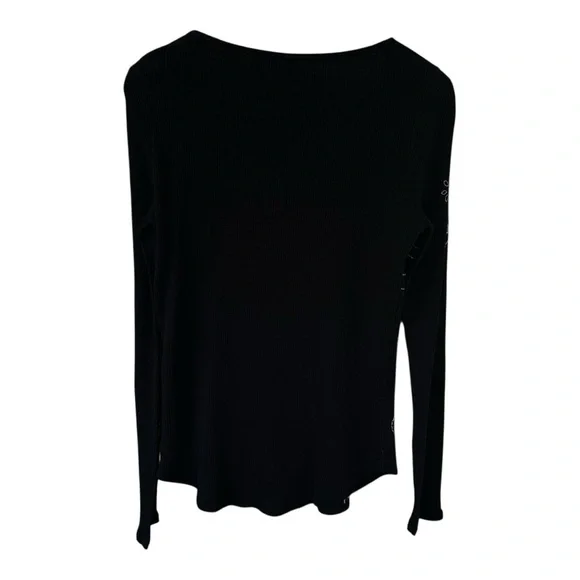 Lucky Brand Black and White Graphic Fitted Terminal Top - Picture 2 of 9